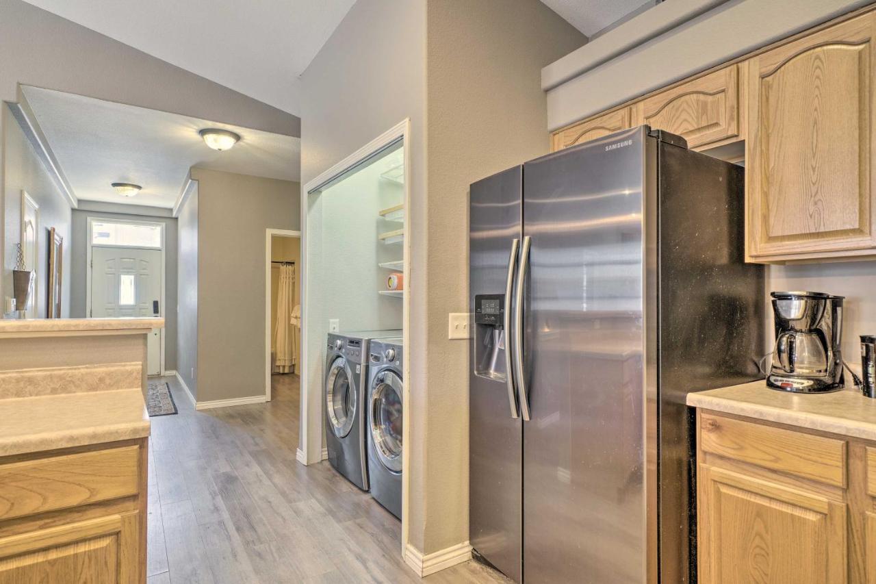Colorado Springs Townhome About 10 Miles To Downtown! Bagian luar foto