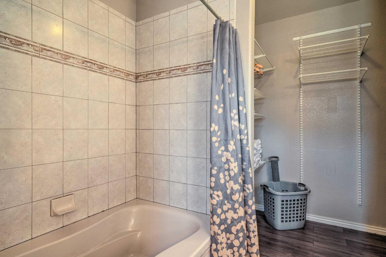 Colorado Springs Townhome About 10 Miles To Downtown! Bagian luar foto